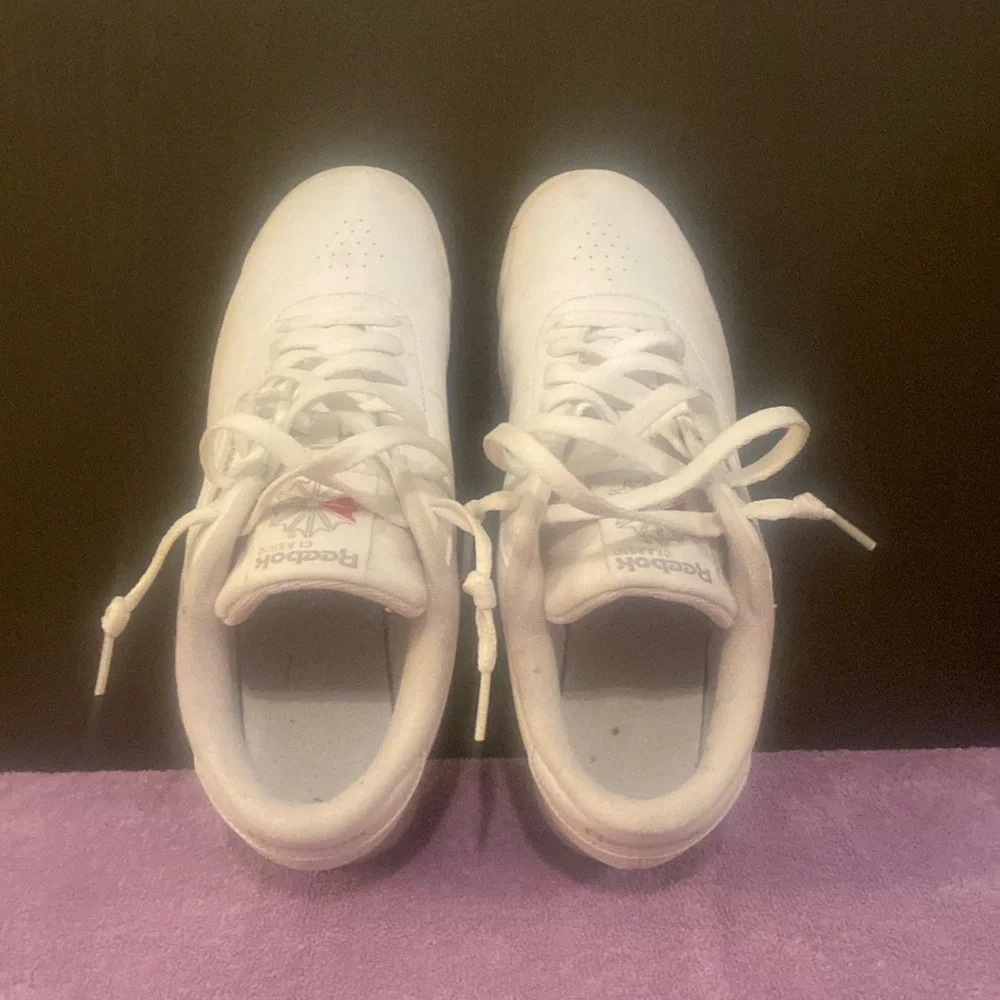 Reeboks - Picture 1 of 6